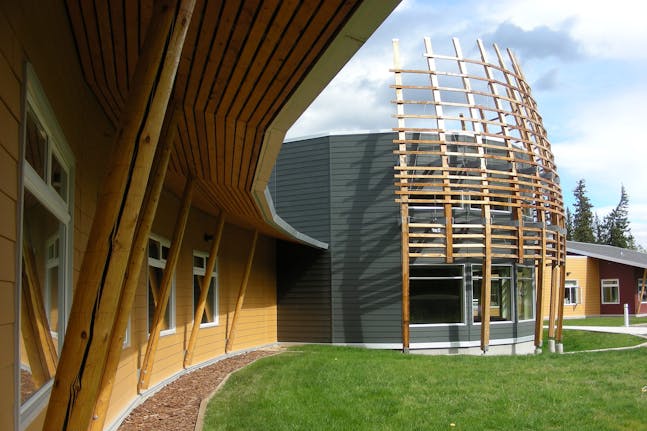 Tantalus Community School