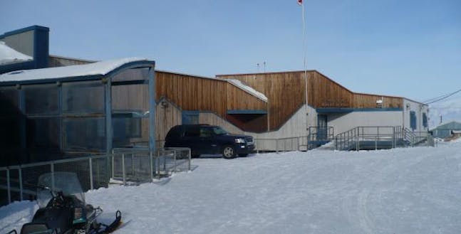 Ulaajuk School